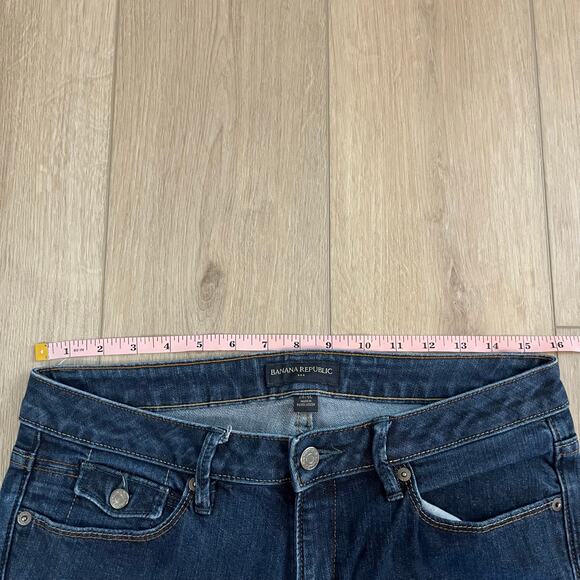 Banana Republic Women’s Dark Wash Boot Cut Jean Sz 28L - Picture 5 of 8